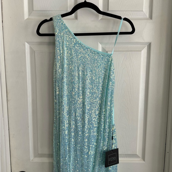 Ieena By Mac Duggal One-Shoulder Sequin Gown - Picture 6 of 12